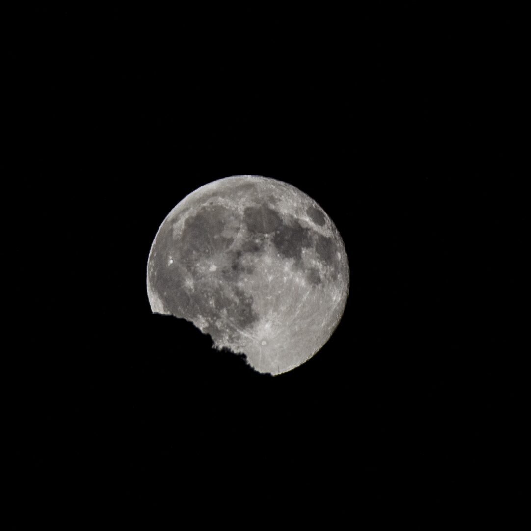 Luna en fase gibosa